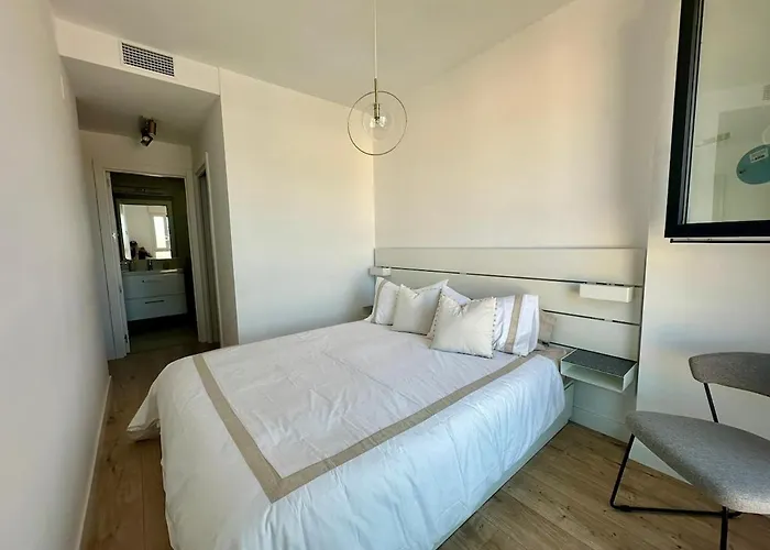 Live Your Dream Life In شقة *