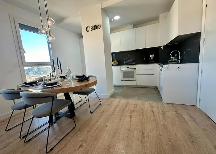 Live Your Dream Life In *